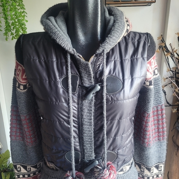 Tricotto grey knit hooded sweater Sz. XS - Picture 1 of 6